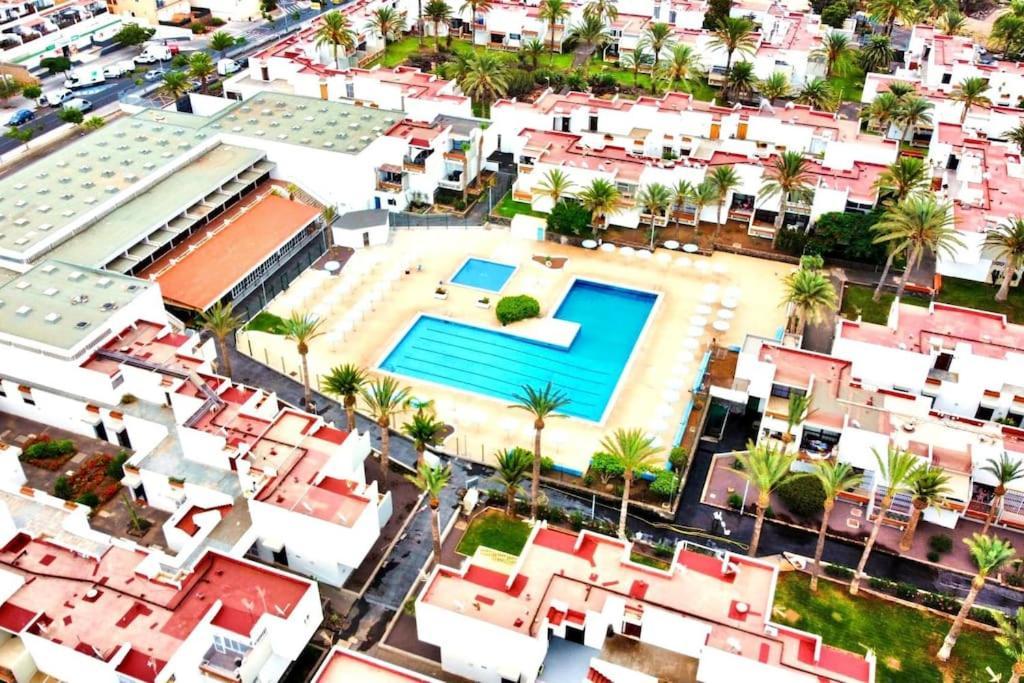 Apartamento Con Piscina Sur De Tenerife Коста дел Силенцио Екстериор снимка